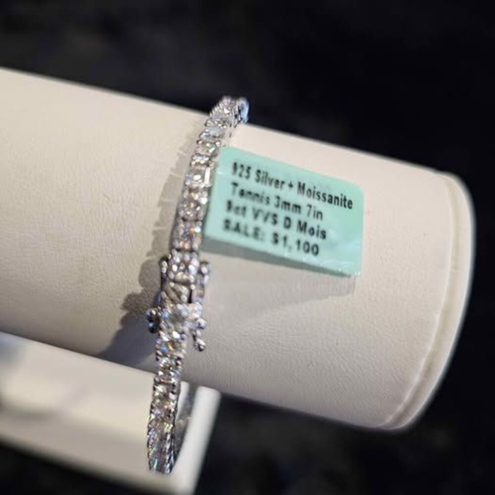 9.0CTW VVSD Moissanite 3MM 7" Tennis Bracelet in .925 Sterling Silver